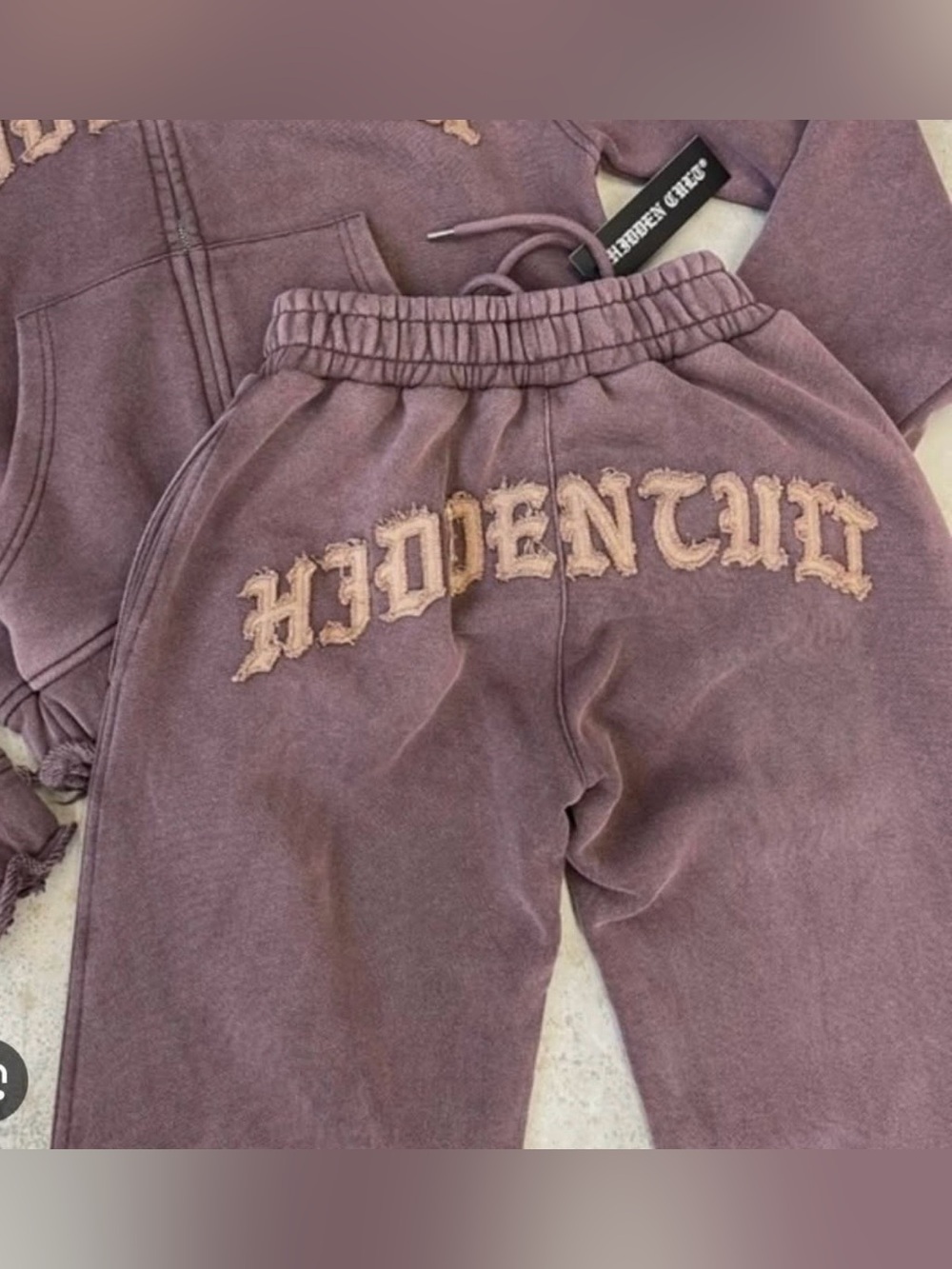 Hidden cult joggers